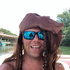 Meet your Posher, Kyle